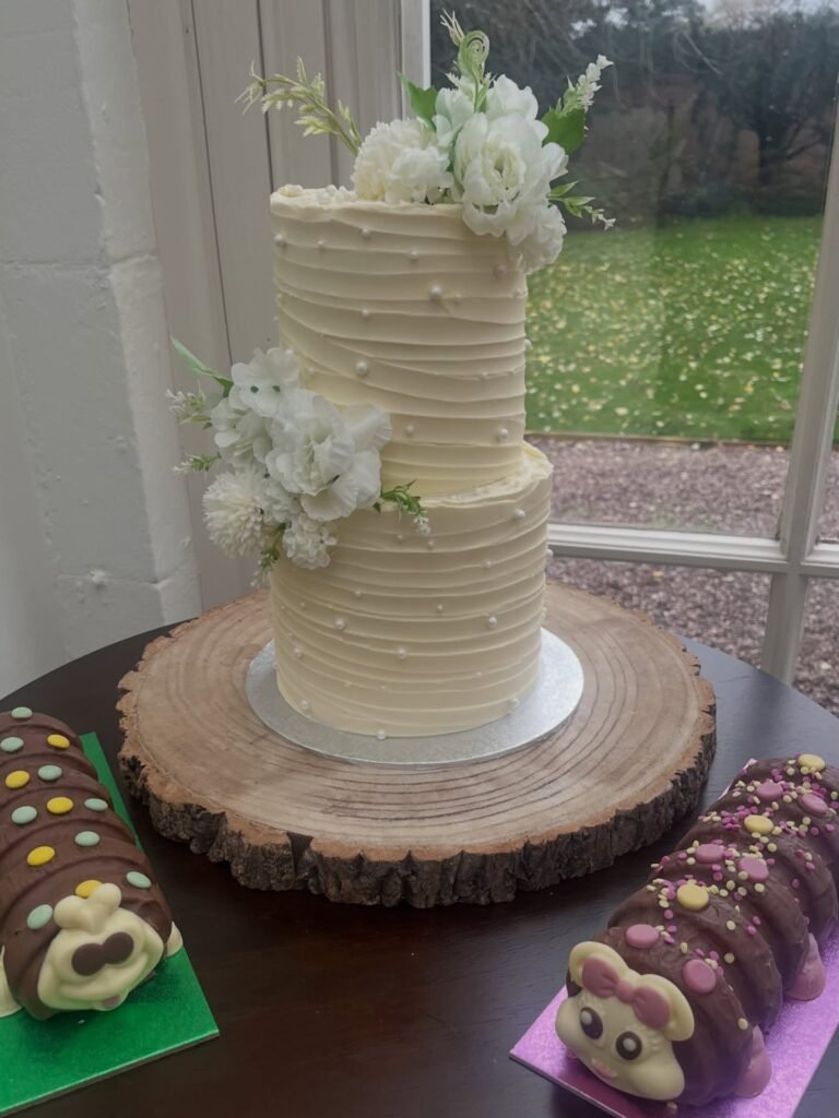 Cake by LHB Bakery