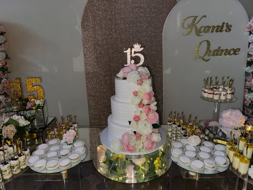 Cake by Mari Sweetz