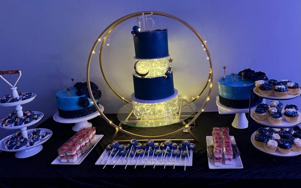 Cake from Creations by Yaillen