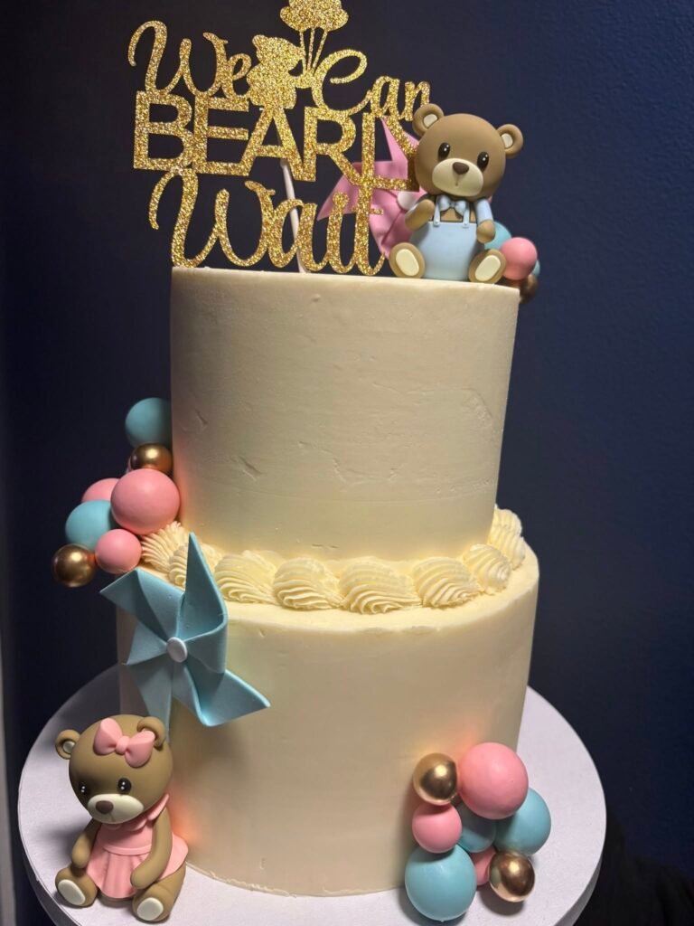 Cake from Sweetz by Maggz, LLC