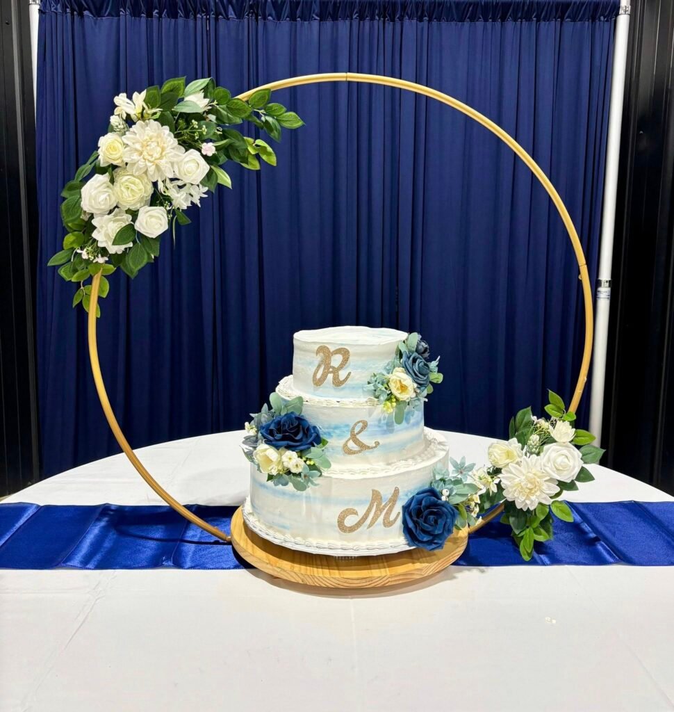 Cake by Daisy’s Delightful Desserts