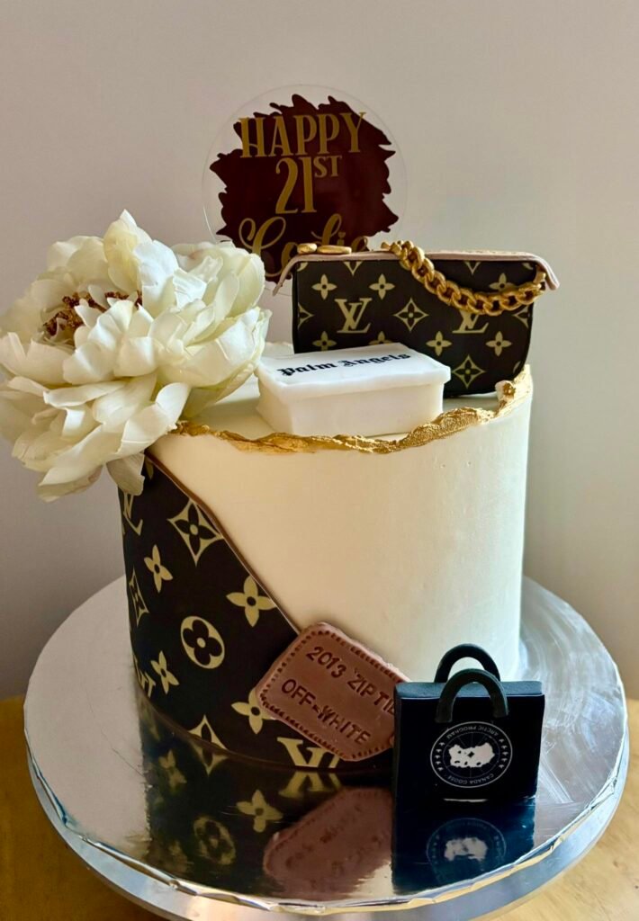 Cake by Kate’s Kakes