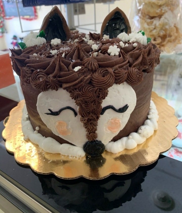 Cake by Le Favorite Bakery
