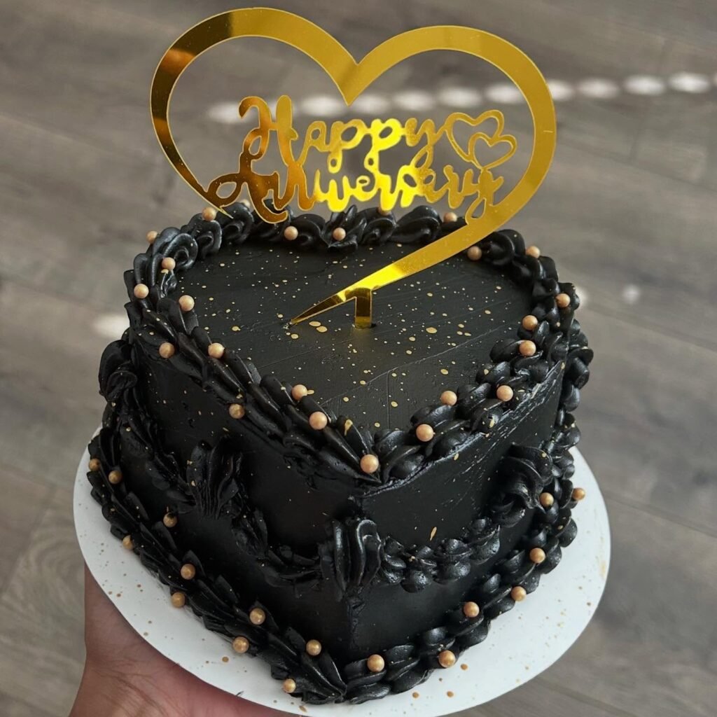 Cake by Leslie’s Sweets