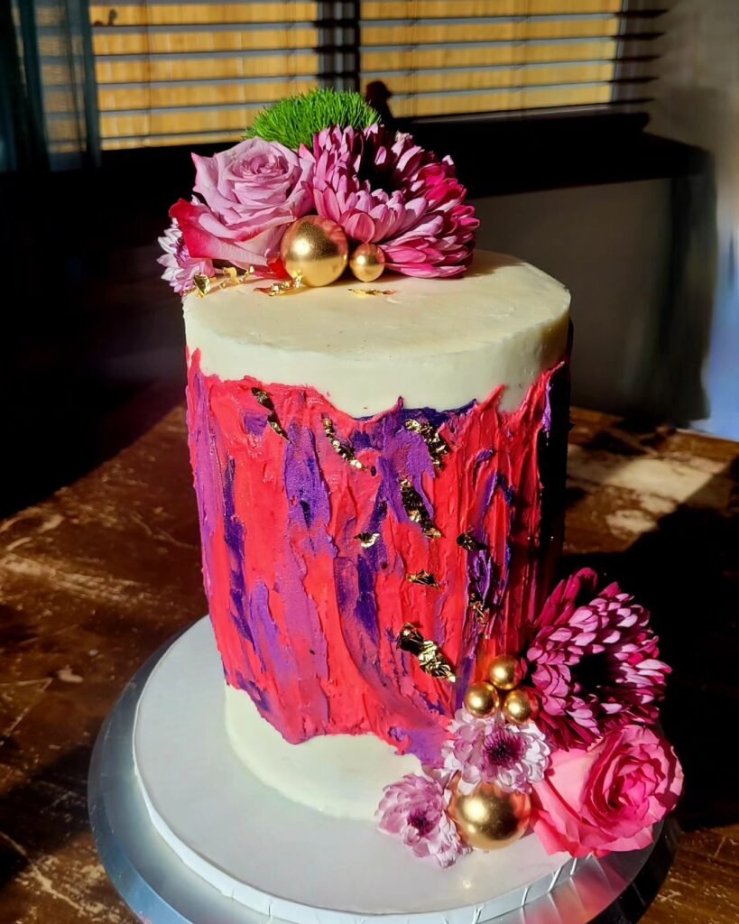 Cake by Paula's Bakes and Cakes