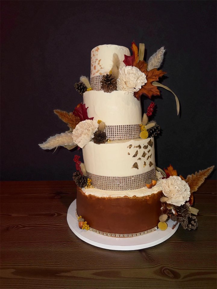 Cake by Alicia's Sweet Temptations