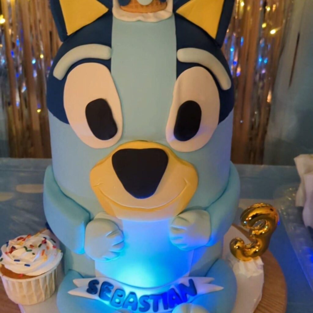 Cake by Idalia's Blissful Bites