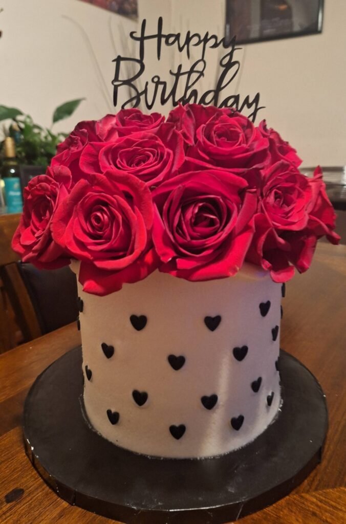 Cake by MamaMika's Cakes