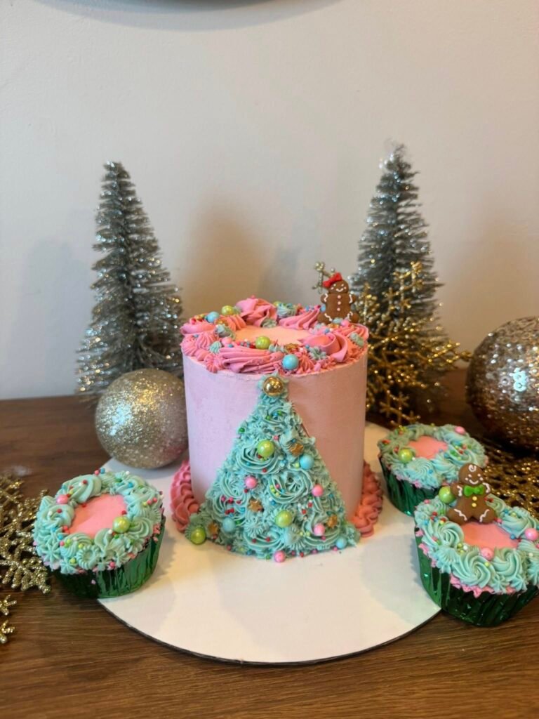 Cake by Pretty Little Bakes