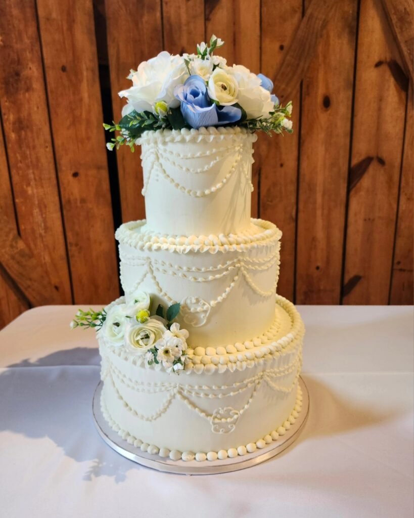 Cake by SarahSarah Cakes