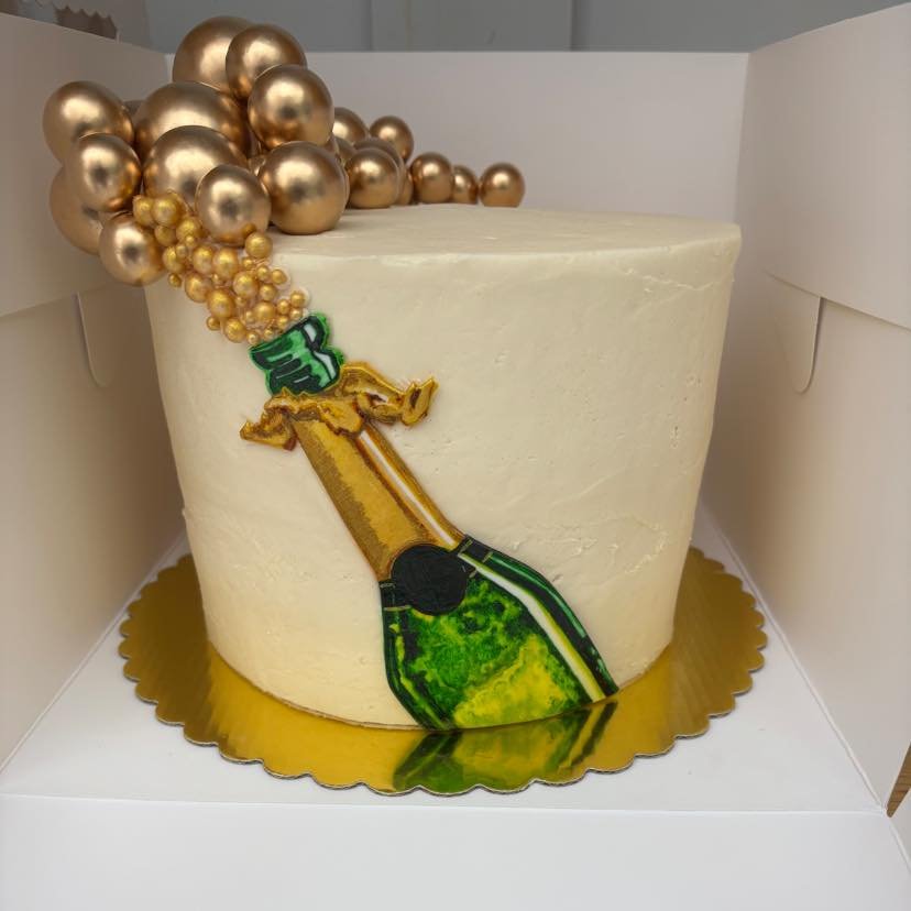 Cake by Zavelynns Petite Coffee House & Bakery