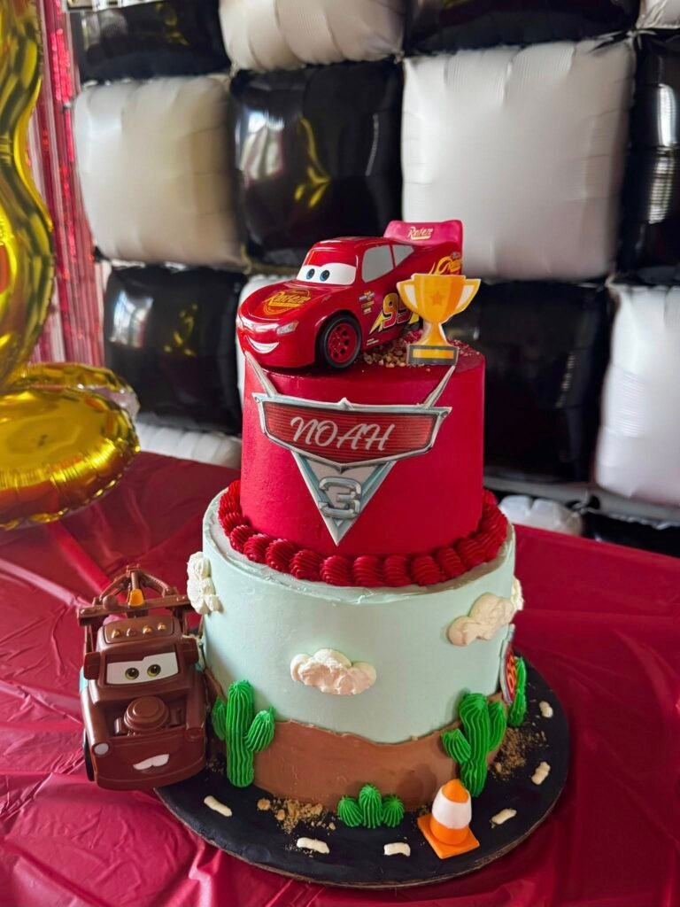 Cake from Sweet Temptations by Maly