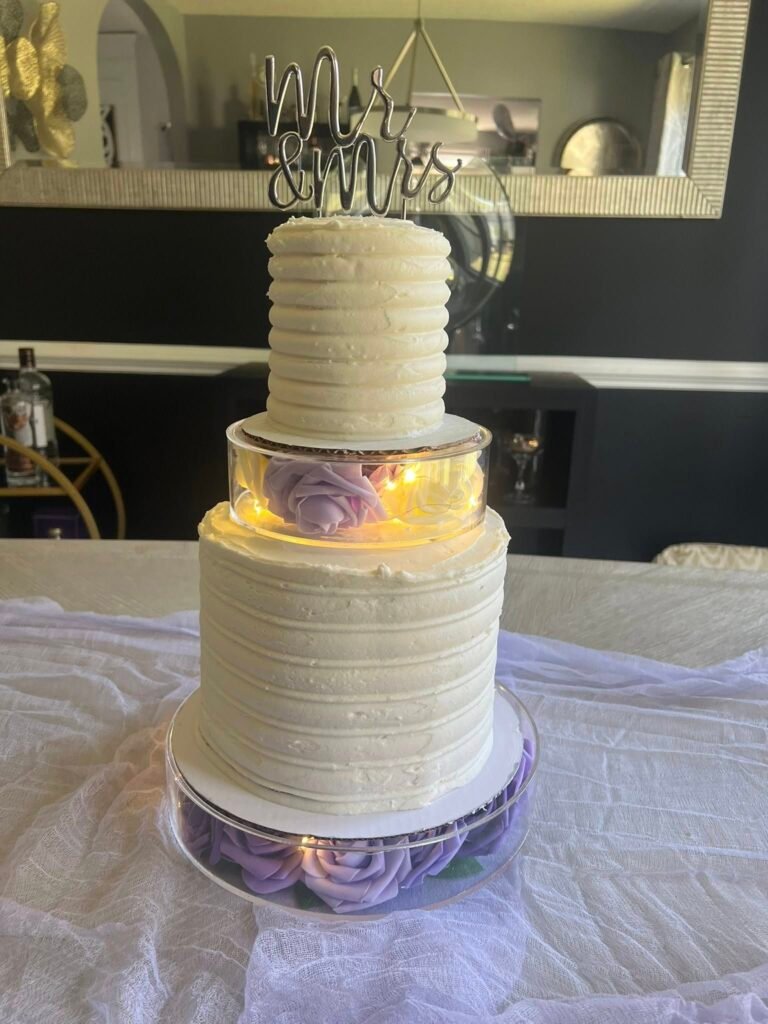 Cake by Laylee’s Sweets & Treats