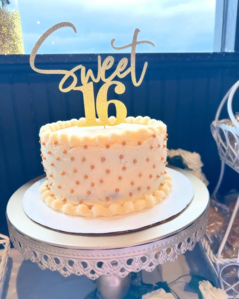 Cake by Lizzy’s Cake Pops