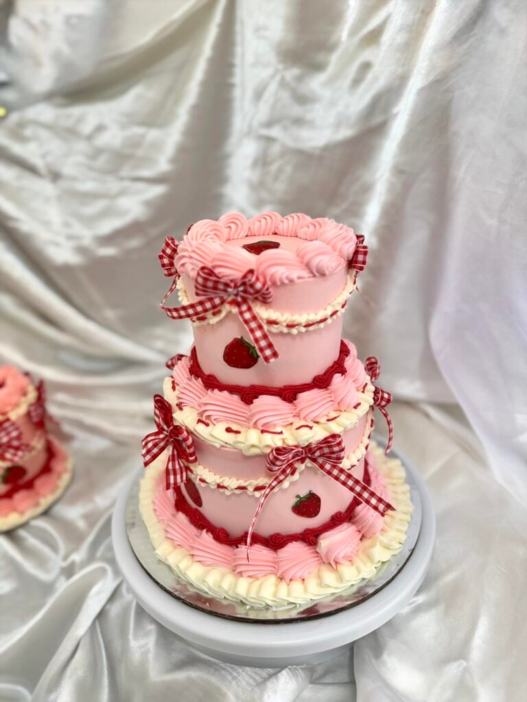 Cake by Munchi Treats