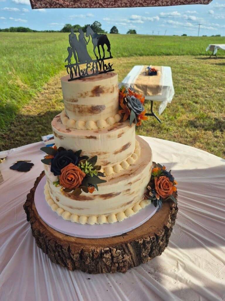 Cake by Sandy Creek Sweets & Treats