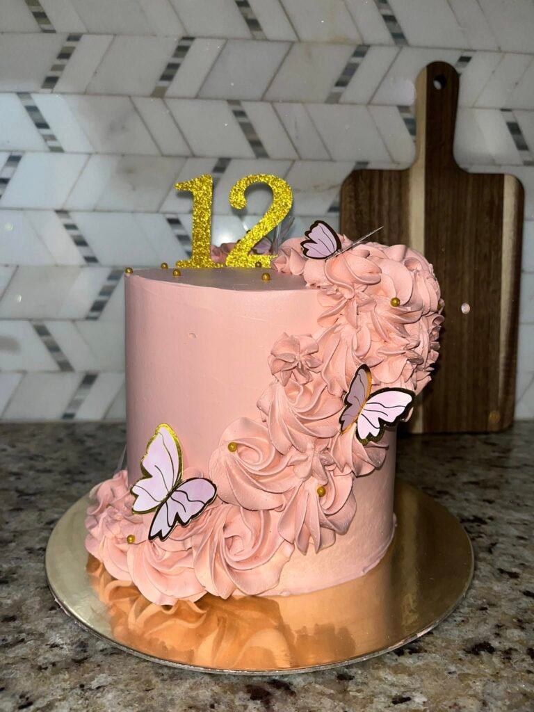 Cake from Mi Dulce Angel Cakes by Sandra