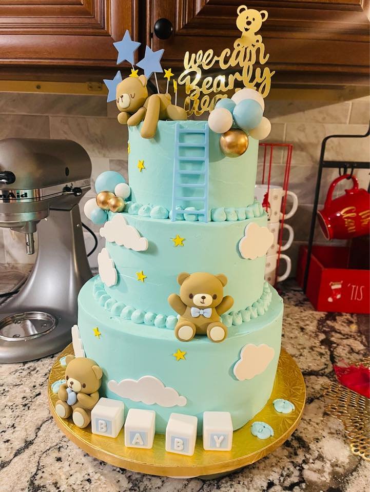 Cake by Ale Sweets