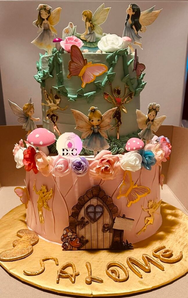 Cake by Darinka's Cakes