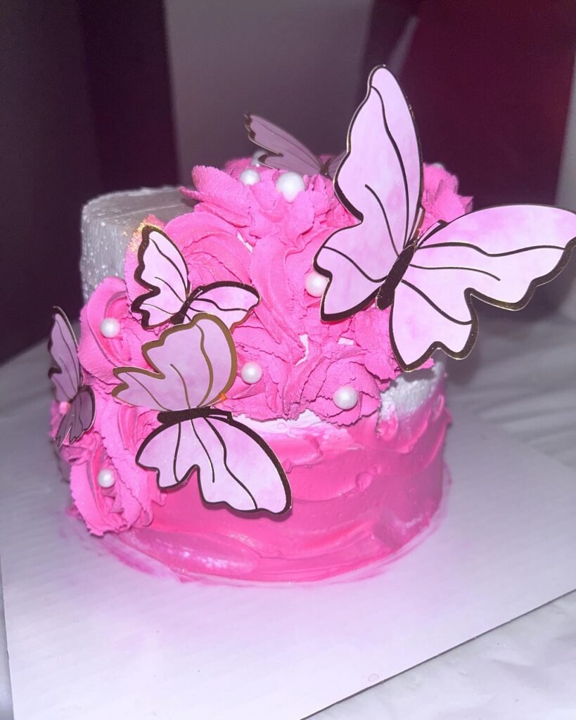 Cake by Dulce Vida