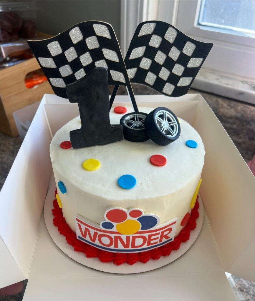 Cake by Emily Bakes
