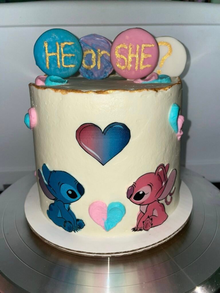 Cake by Fati Cakes