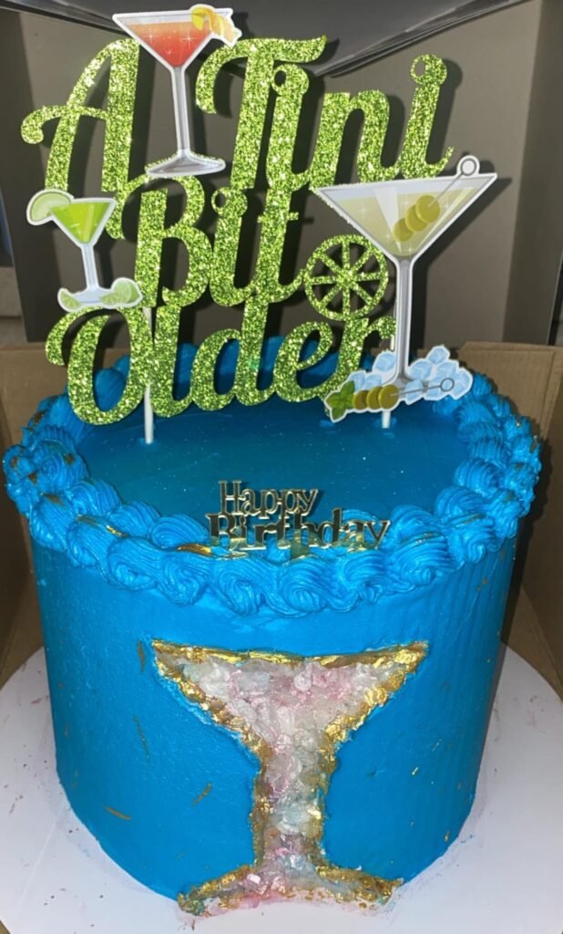 Cake by Lay's Desserts