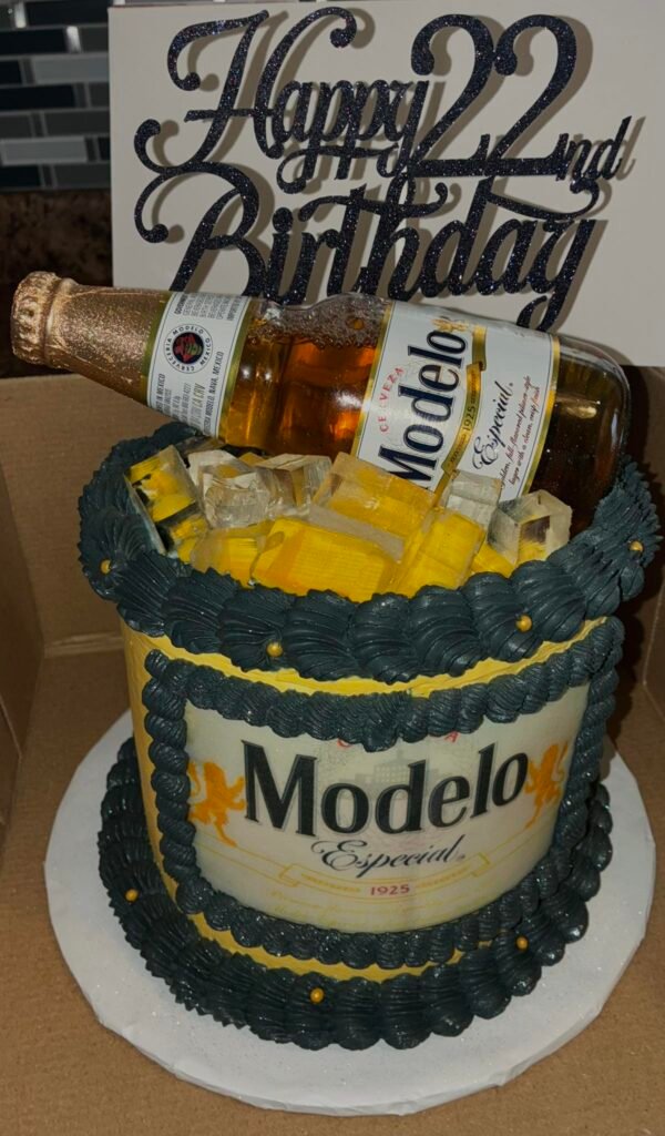 Cake by Neida’s Dulces Sueños