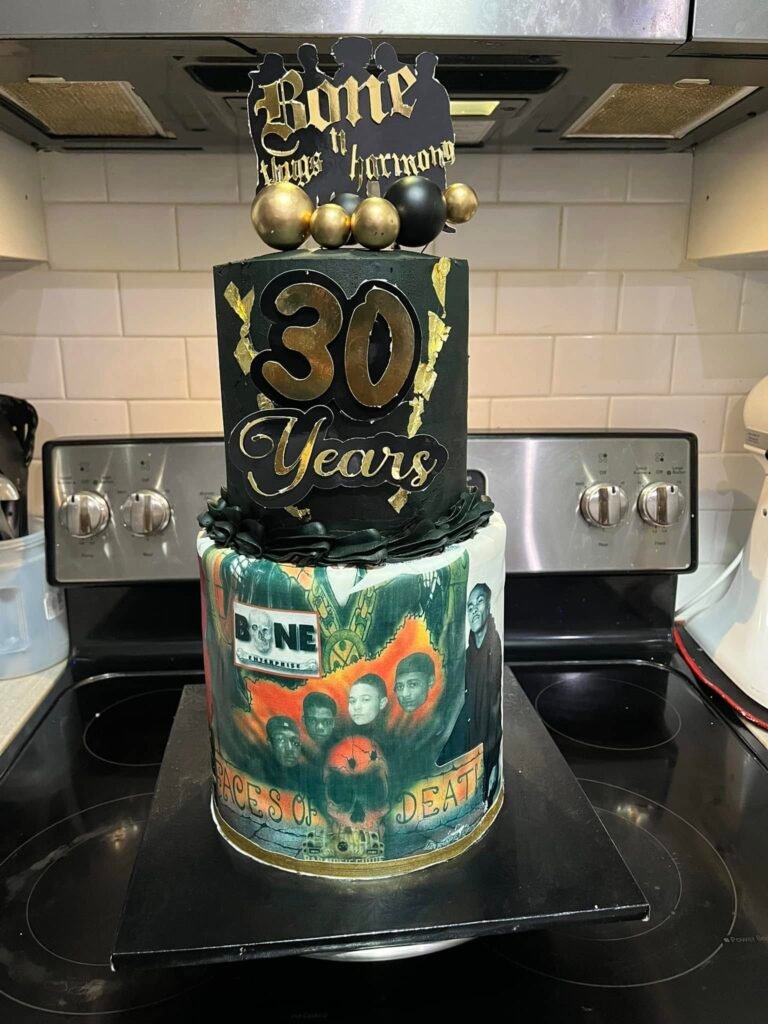 Cake by The Pretty Crocker Desserts