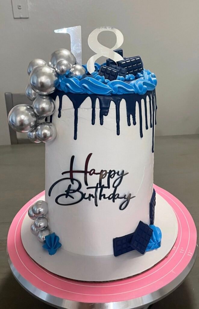 Cake by Aris Cakes