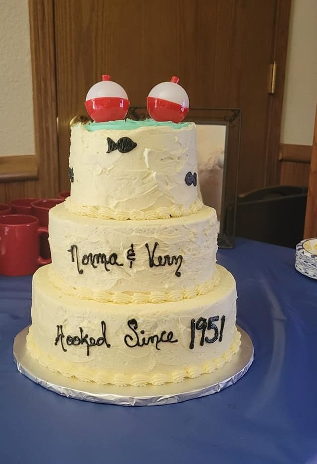 Cake by Cathie's Creations