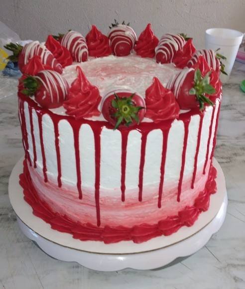 Cake by Custom Cakes & Crafts