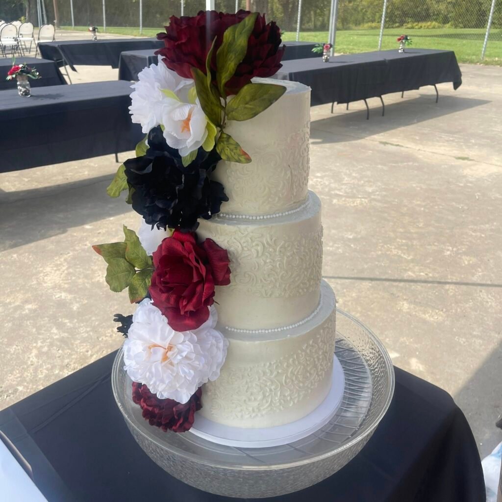 Cake by Dezicakes
