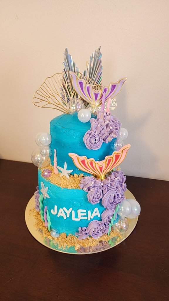 Cake by KLA Sweets