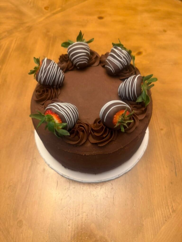 Cake by Lynette's Sweet Delights