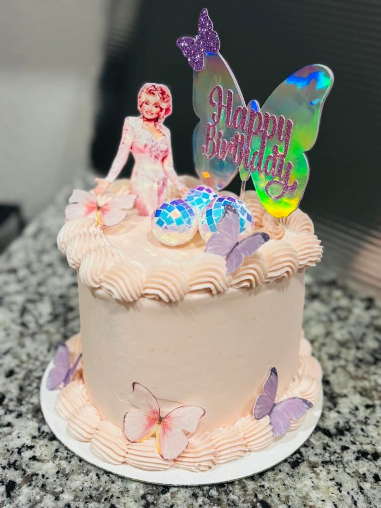 Cake by ShortCakess