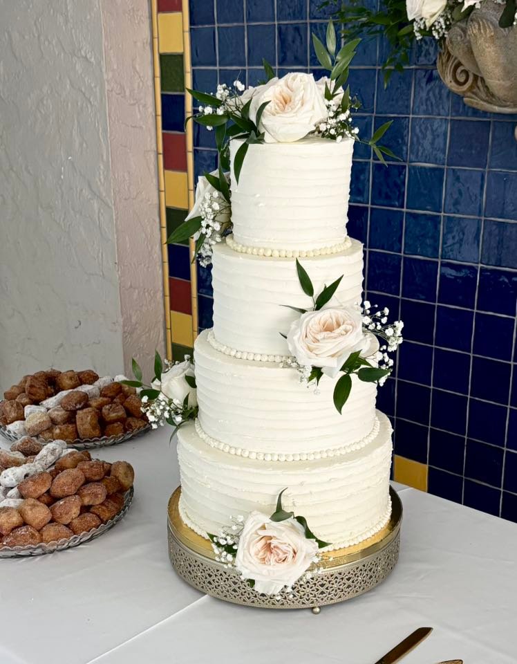 Cake by Sugar Crumb Shop