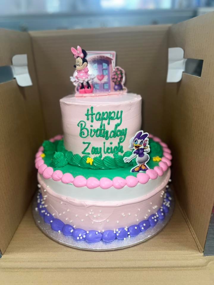 Cake by Sugarlicious Bakery