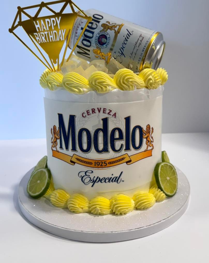 Cake by Sweet Inspiration