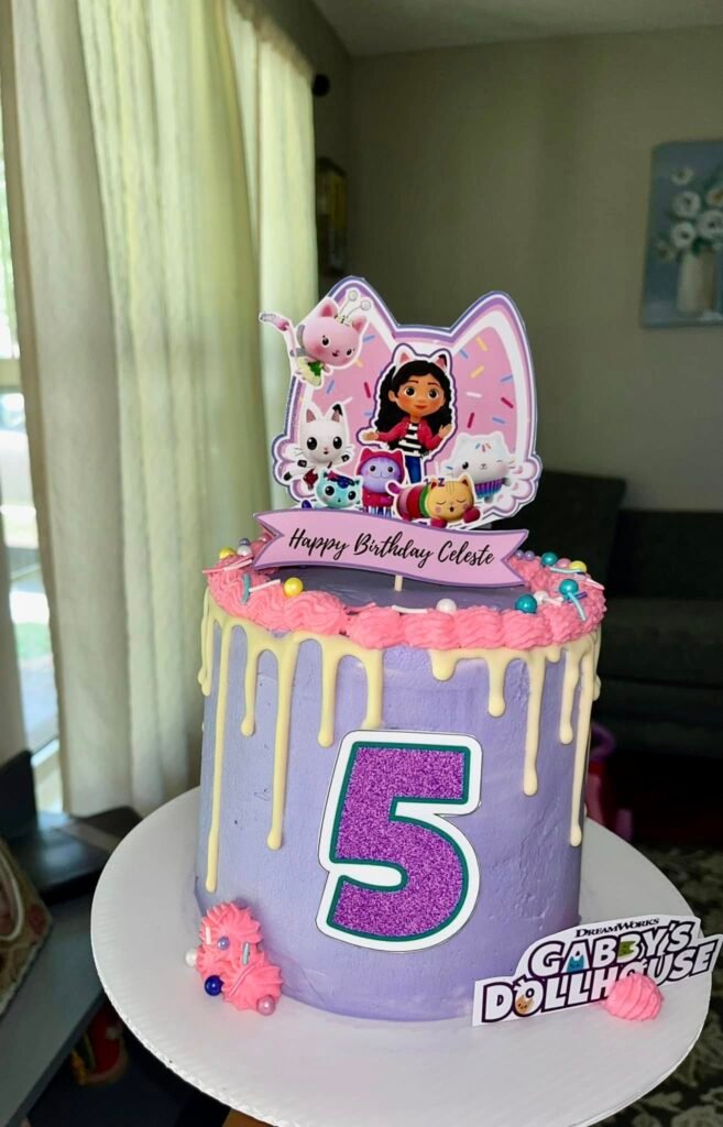 Cake by Yesi’s Gelatinas y Mas