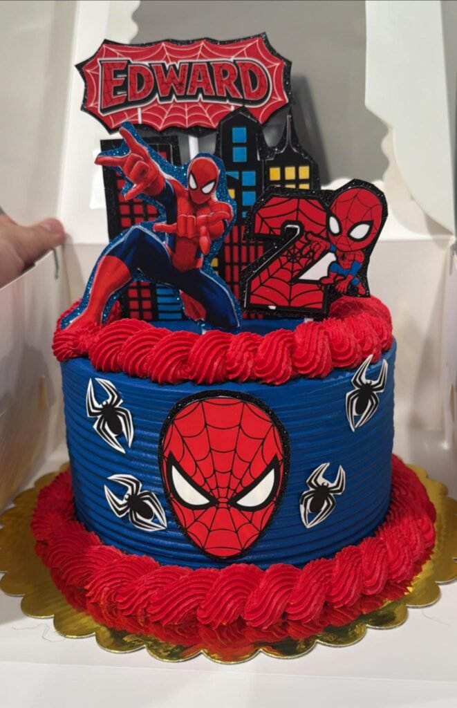 Cake by Vanessa Repostería