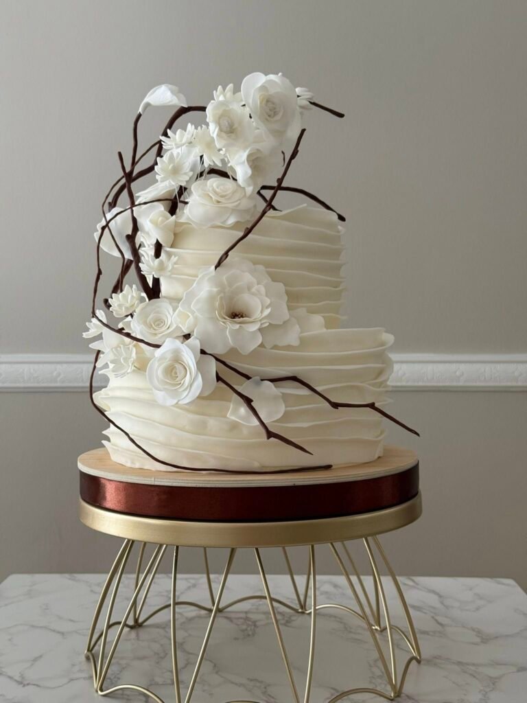 Cake by Anna Shumilo’s Cakes