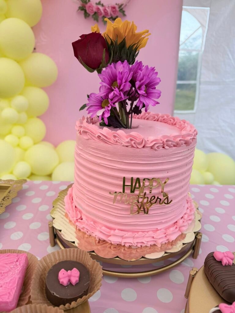 Cake by DD’s Sweets by Daisy