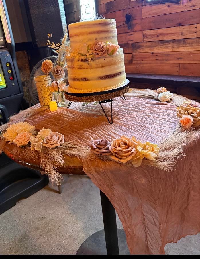 Cake by Dayna’s Delicious Delights