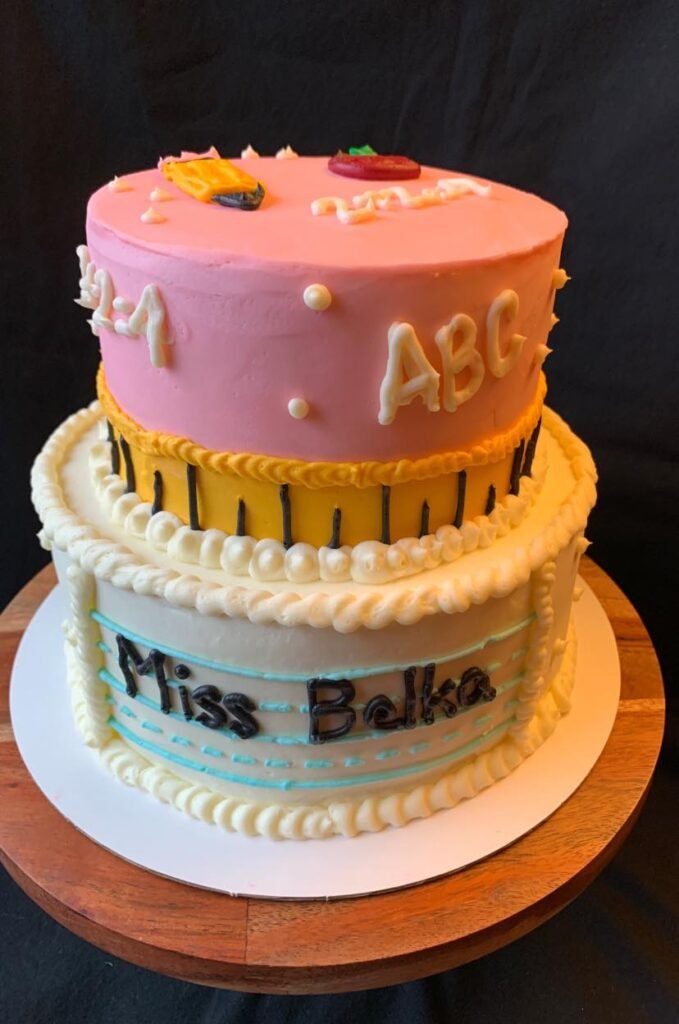 Cake by Kari's Kakery