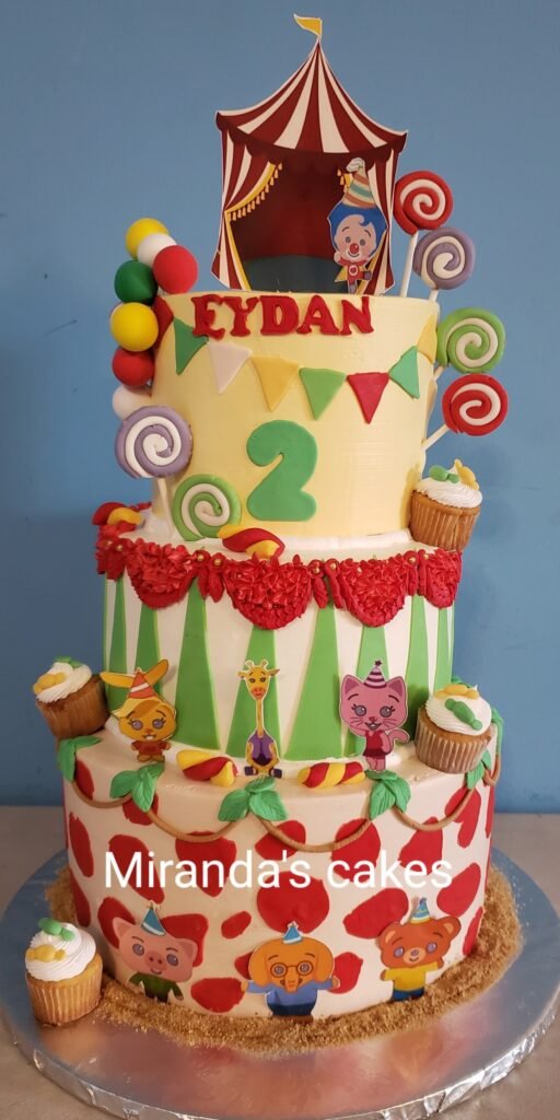 Cake by Miranda's Cakes