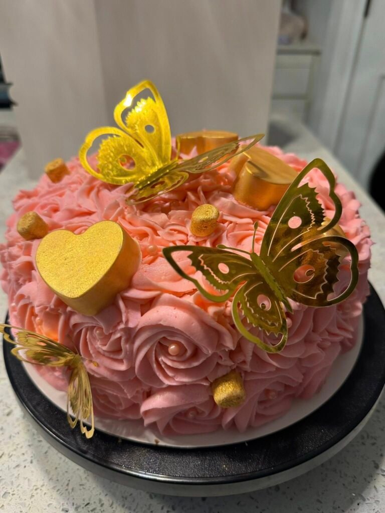 Cake by Moon’s Sweet Cakes