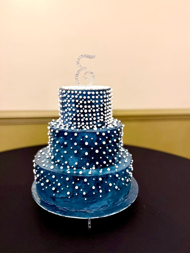 Cake by StacyCakes and Confections