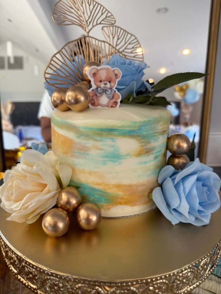 Cake by Sunflower Sweets