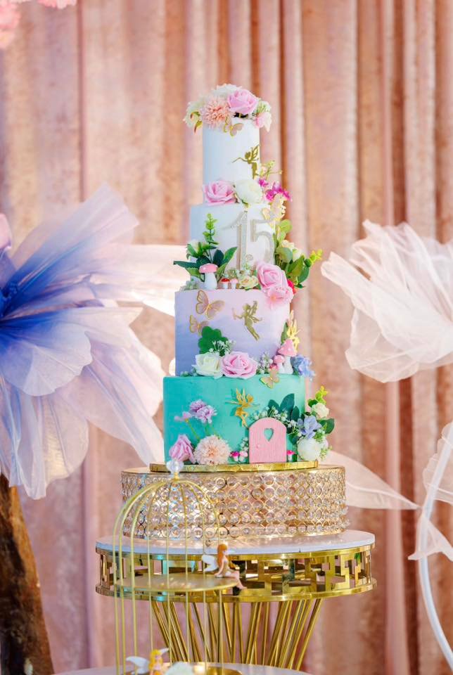 Cake by Yummy Creations
